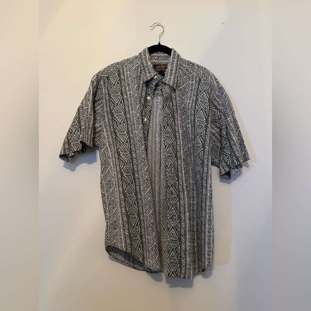 Vintage Eddie Bauer shorts sleeve shirt